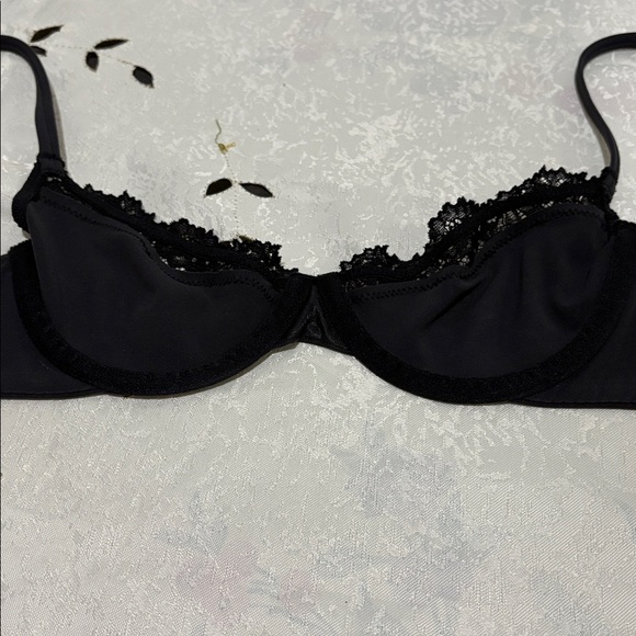 SKIMS FITS EVERYBODY LACE UNLINED SCOOP BRA - Picture 6 of 7